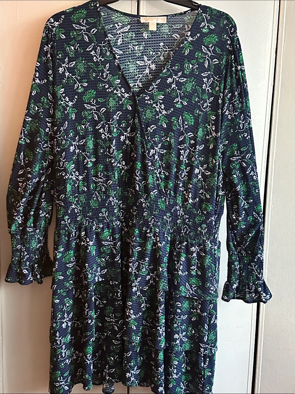 Michael Kors 2X V-Neck Long Sleeve Dress in Navy and Green with tiered bottom